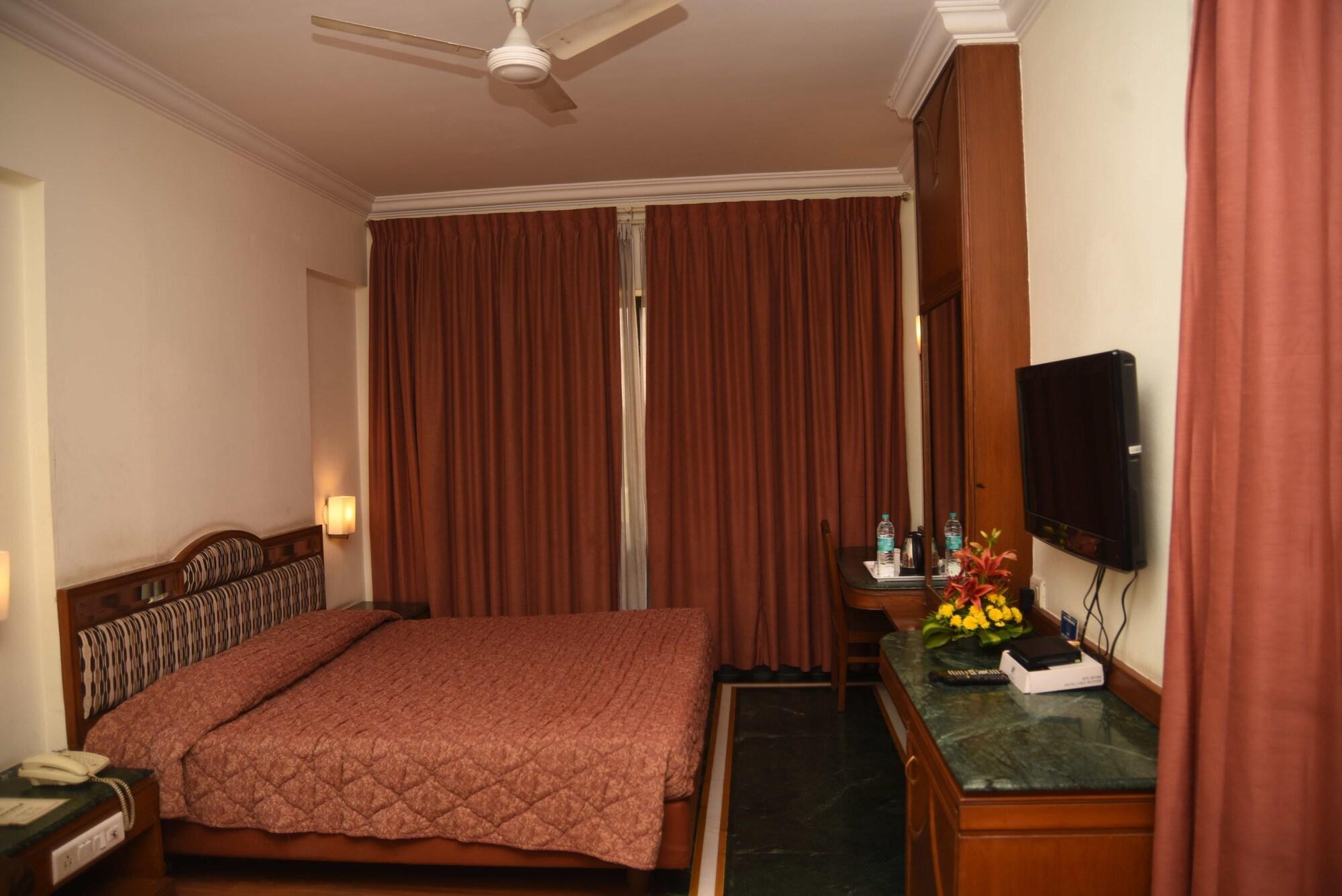 Hotel Maurya Bangalore Eksteriør bilde