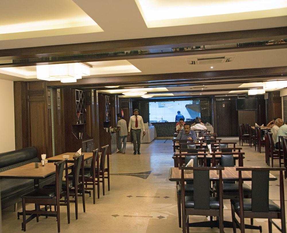 Hotel Maurya Bangalore Eksteriør bilde