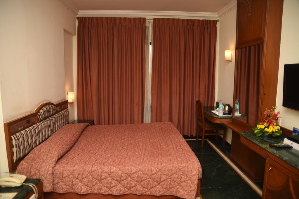 Hotel Maurya Bangalore Eksteriør bilde