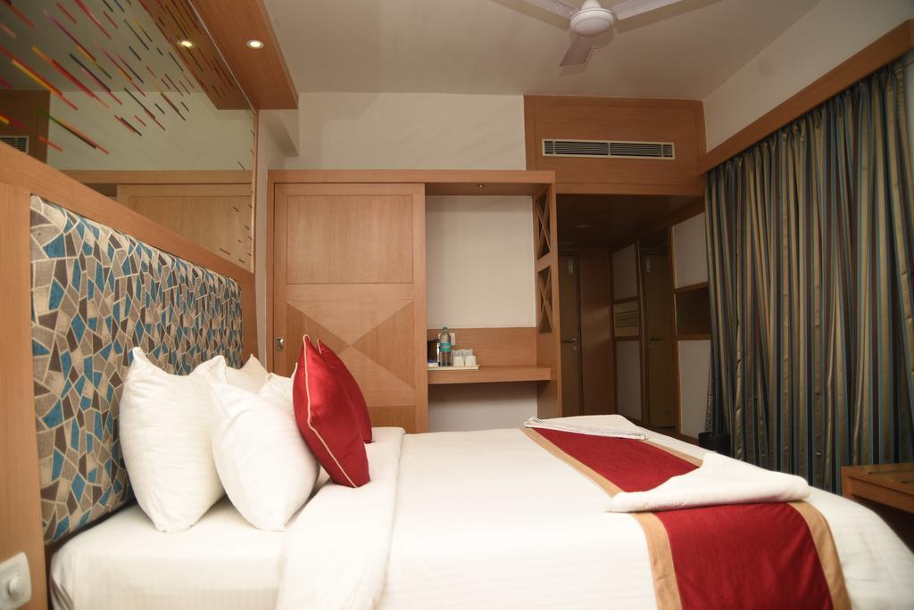 Hotel Maurya Bangalore Eksteriør bilde