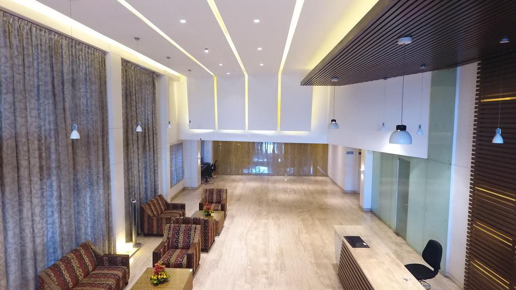 Hotel Maurya Bangalore Eksteriør bilde
