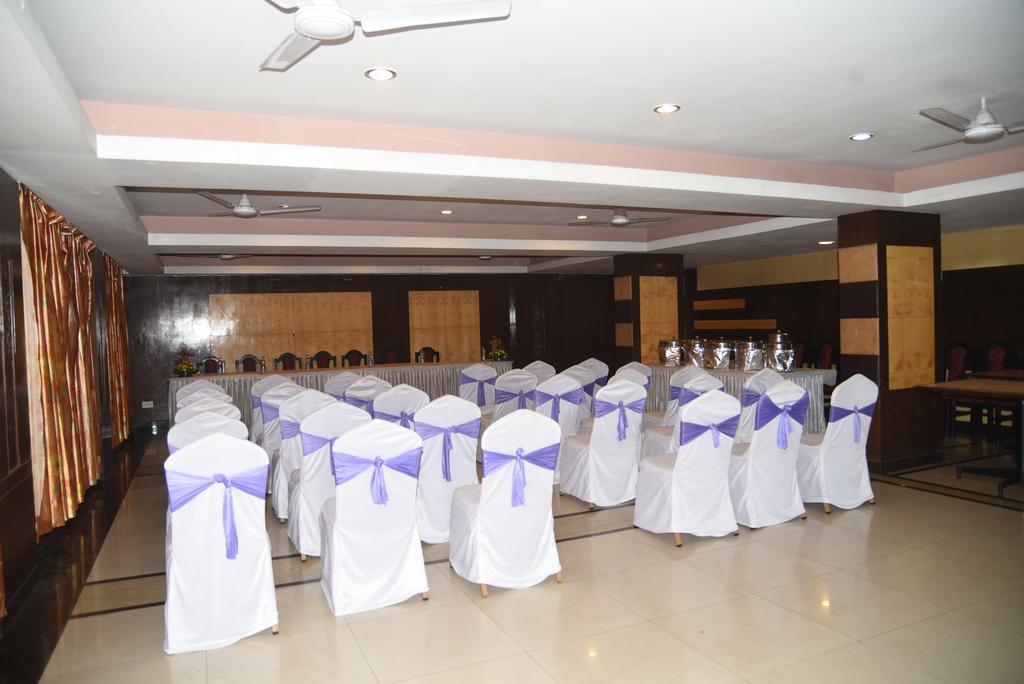 Hotel Maurya Bangalore Eksteriør bilde