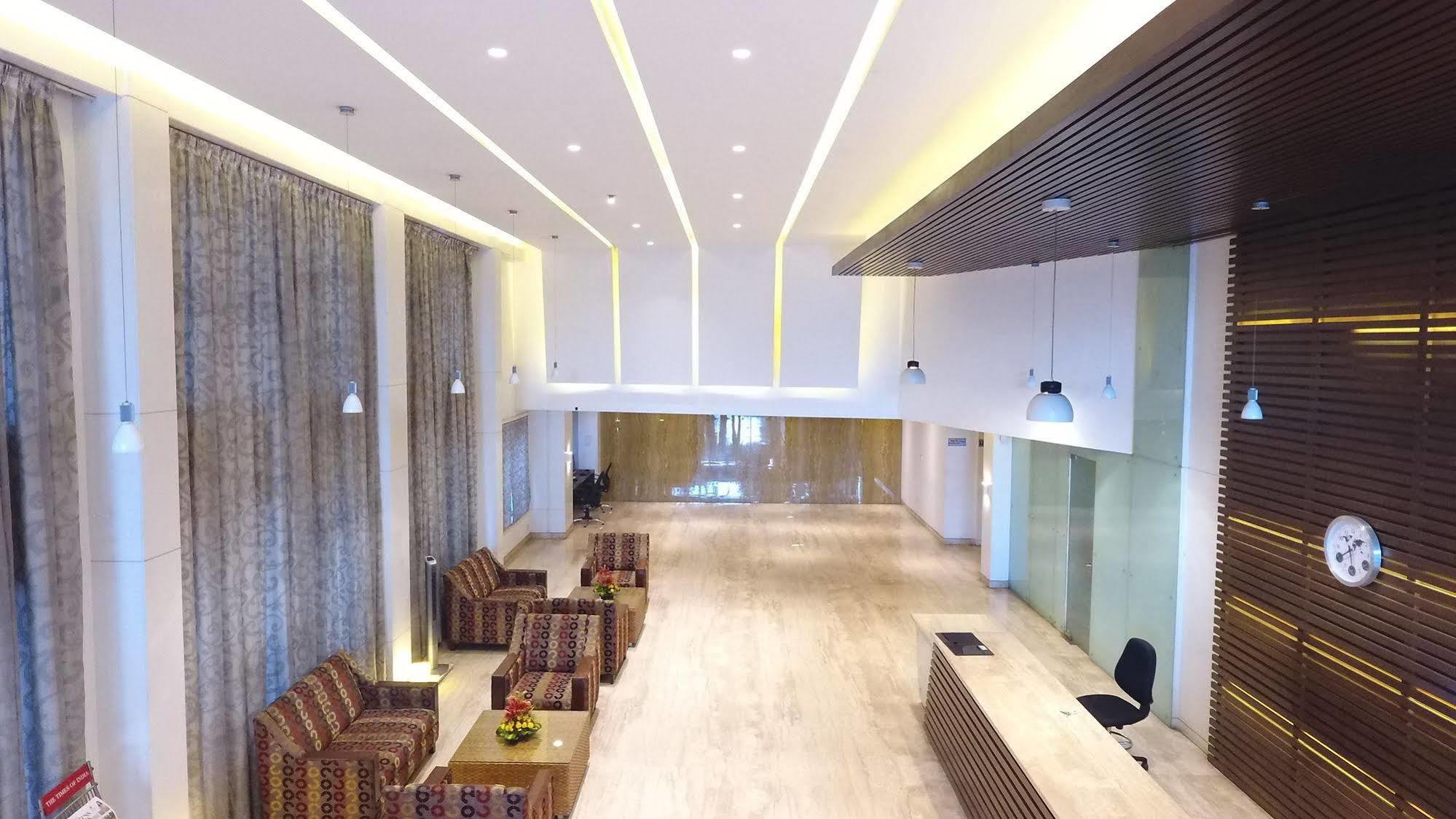 Hotel Maurya Bangalore Eksteriør bilde